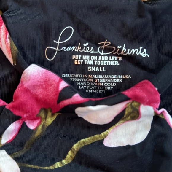 Frankie’s Bikinis bikini - Picture 3 of 5